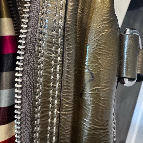 Coach Peyton Legacy - Picture 12 of 12